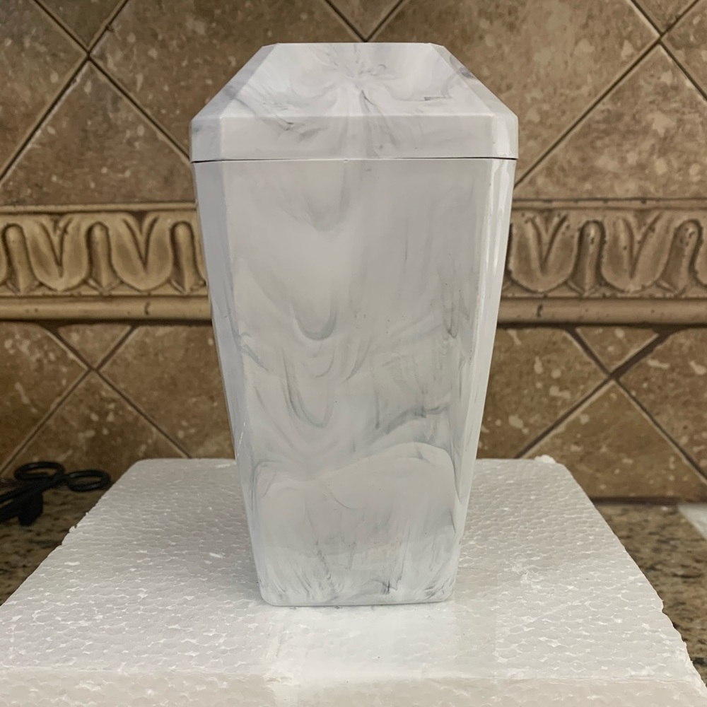 Pet Urn